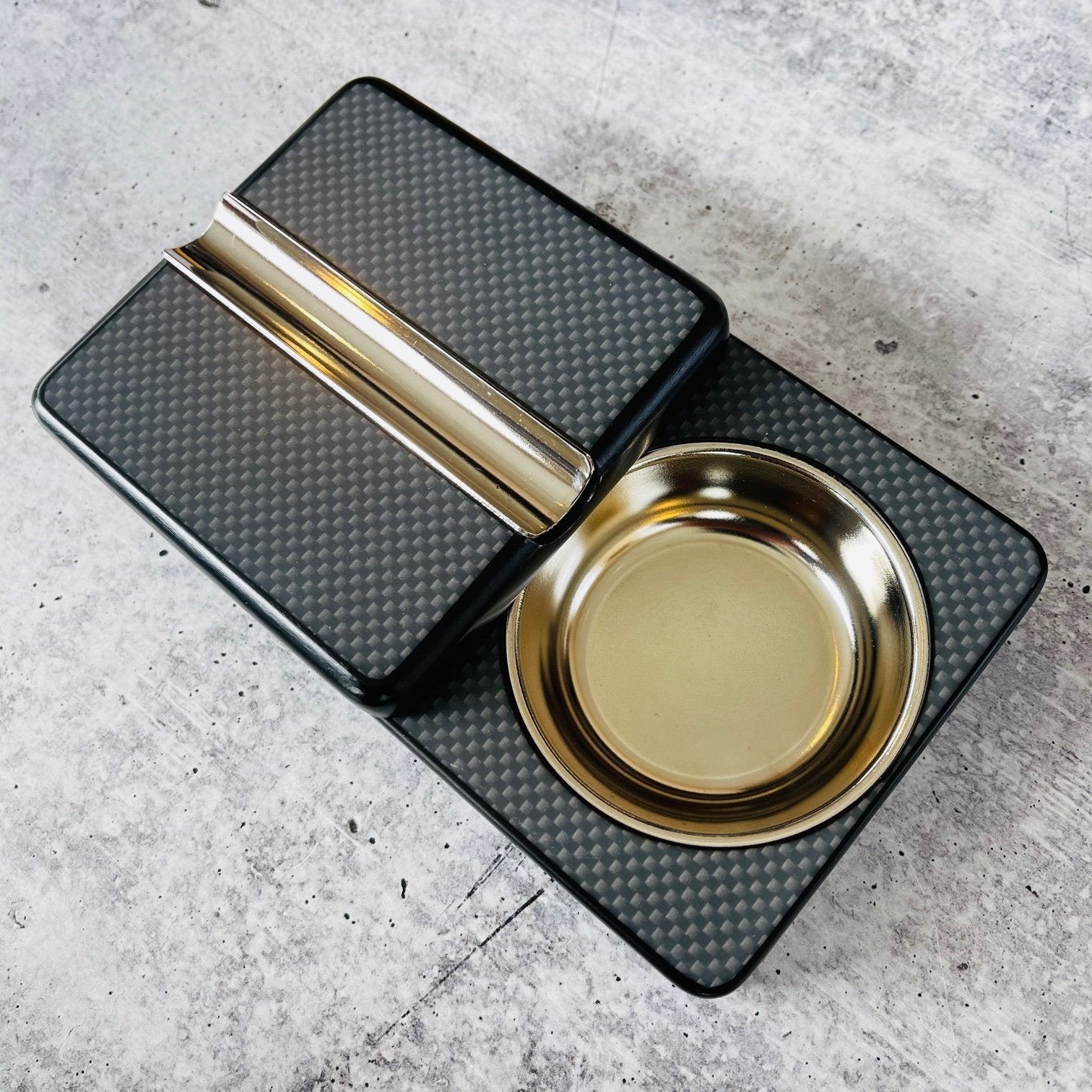 Ace-Tray