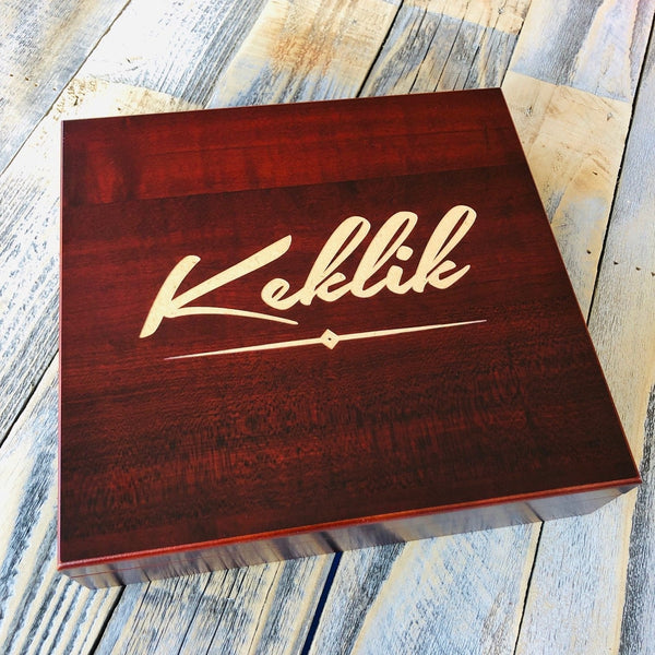 Personalized engraved humidor for storing premium cigars, an ideal gift for a cigar enthusiast who takes his collection seriously